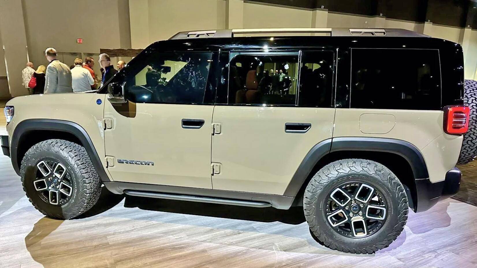 Jeep Recon EV First Real Life Look! 2025 Jeep Recon Moab 4xe Concept Shown to Dealers at Stellantis Event Jeep Recon EV dealer event look2