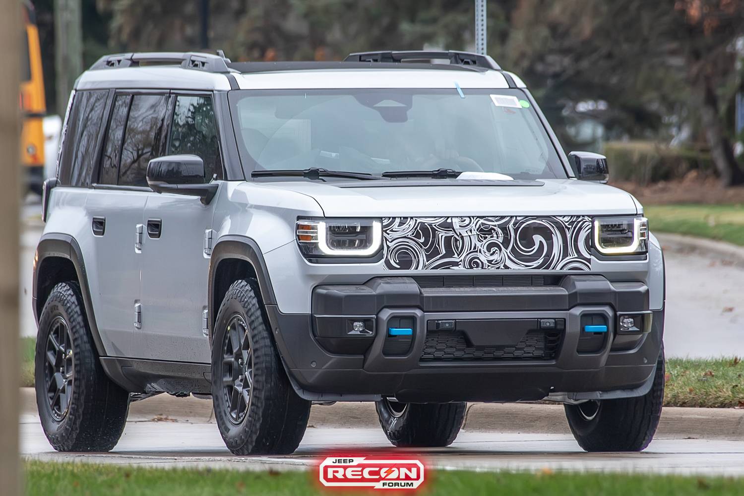 Jeep Recon EV Jeep Recon 4xe INTERIOR First Look! + Driving Modes jeep-recon-interior-fully-uncovered-spied-15