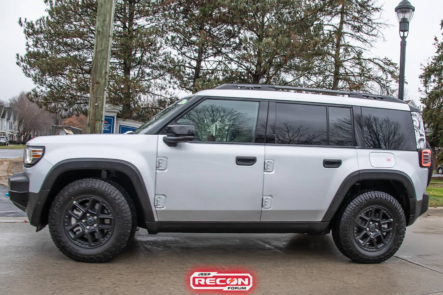 Jeep Recon EV Jeep Recon 4xe INTERIOR First Look! + Driving Modes jeep-recon-interior-fully-uncovered-spied-24