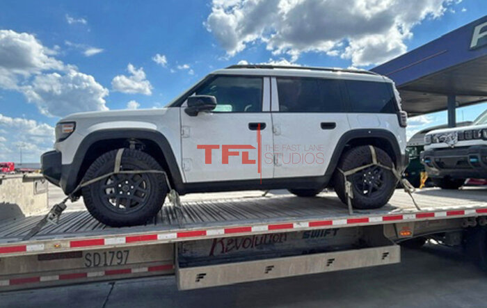 2025 Jeep Recon first public sighting in transit (in Laredo)!