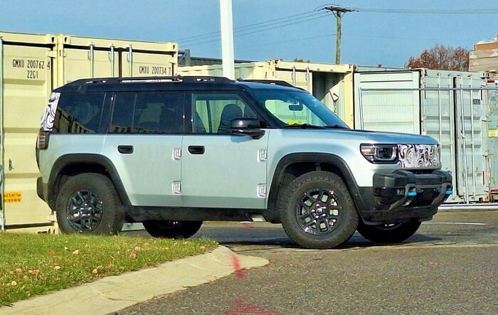 Spied: 2025 Jeep Recon EV SUV in Silver!